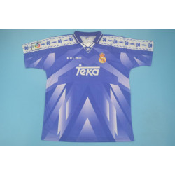 Real Madrid Retro Visitante...