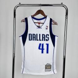 NBA Dallas retro Nowitzki...