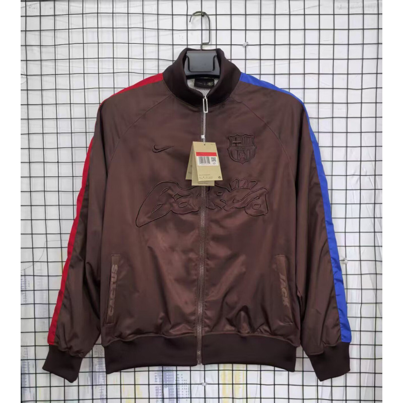 Barcelona Cortavientos Travis Scott