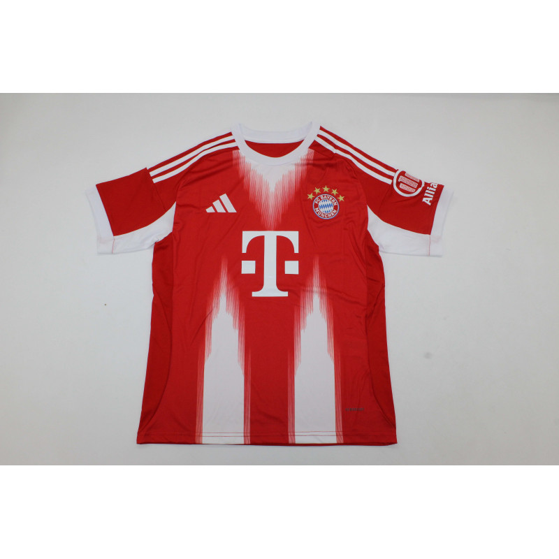 Bayern Munich Local 25-26