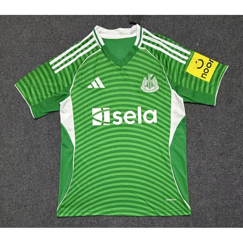 Newcastle Visitante 25-26