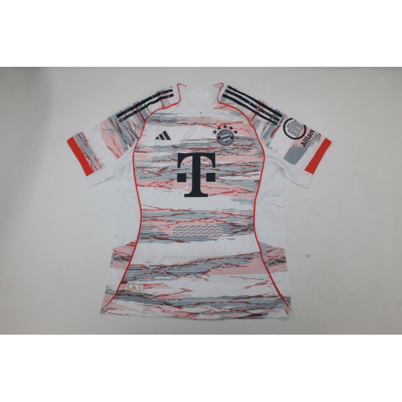 Bayern Munich Player Version Visitante 25-26