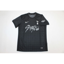 Tottenham Especial Stray Kids