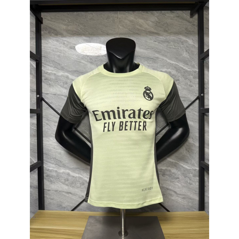 Real Madrid Player Version Entrenamiento Verde 25-26