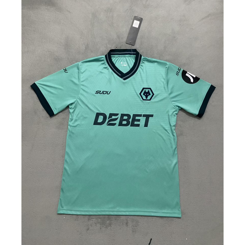 Wolverhampton Visitante 25-26