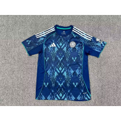 Leicester Visitante 25-26