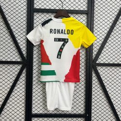 Cristiano Ronaldo Equipos KIT NIÑO Especial 25-26