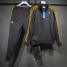 Manchester United Chandal Icon Negro 25-26