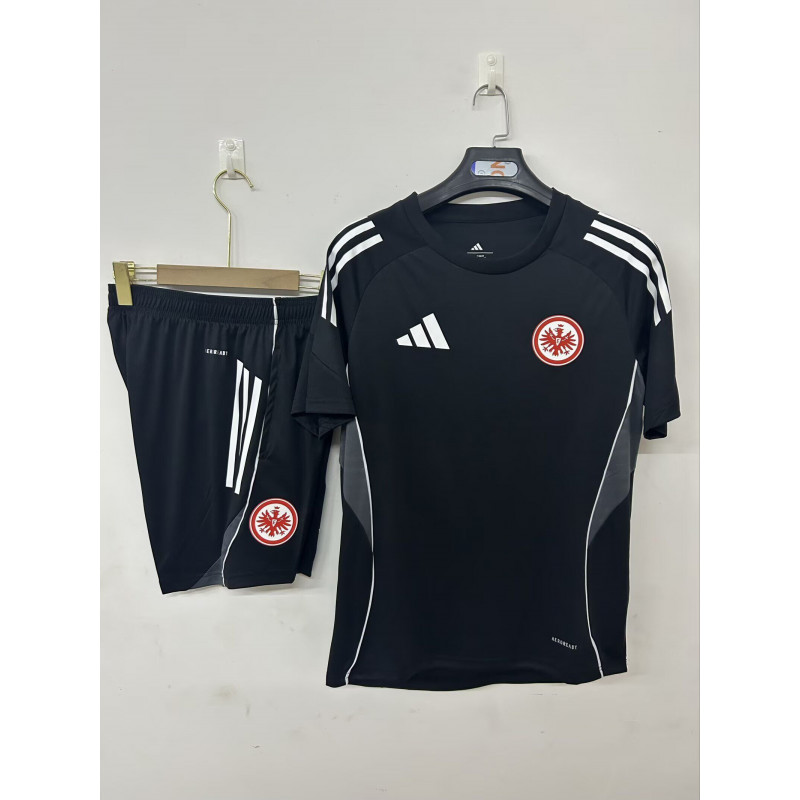 Kit Entrenamiento Eintracht Frankfurt 25-26