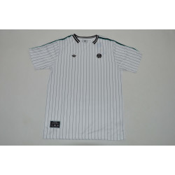 Newcastle Icon Blanco 25-26