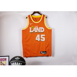 NBA Cavaliers MITCHELL 45...