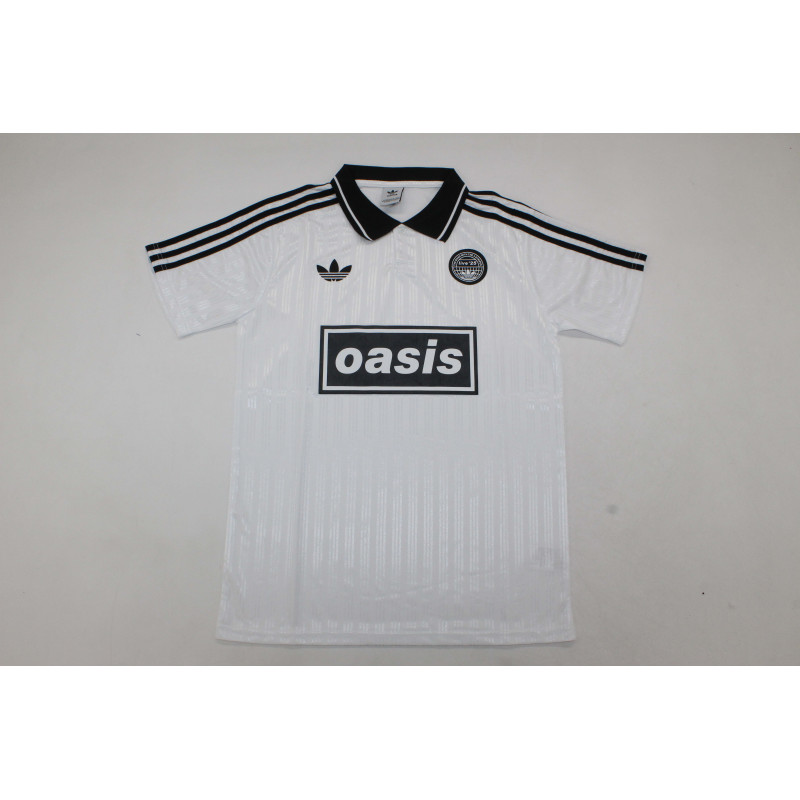 AD X Oasis Blanca Negra 2025