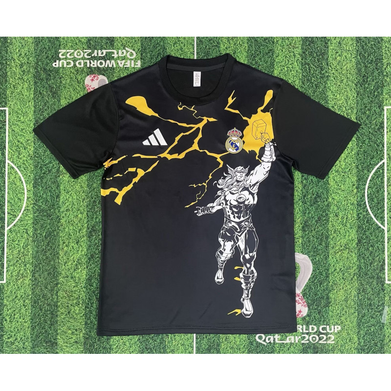 Real Madrid x Marvel Especial Negra