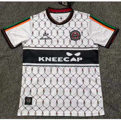 Bohemian Especial 25-26