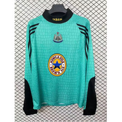 Newcastle Retro Manga Larga...