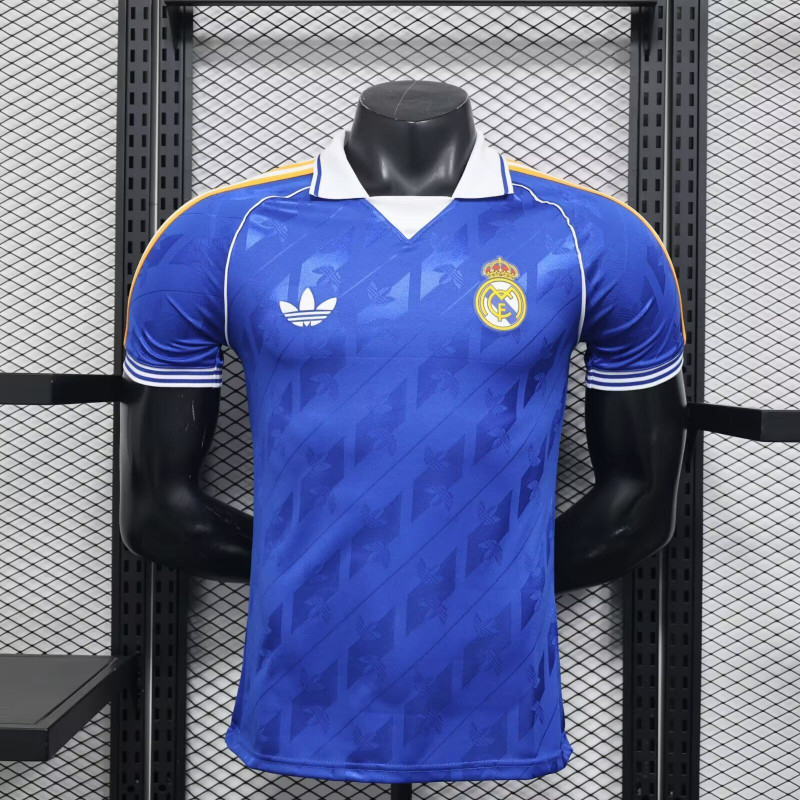 Real Madrid Player Version Especial Retro 25-26