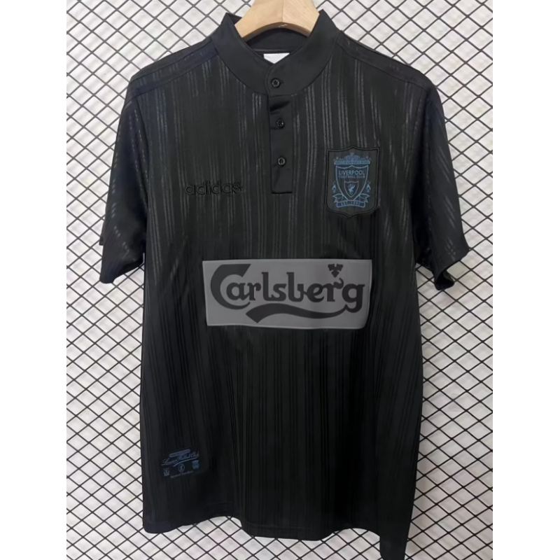 Liverpool Retro Especial Negra 1995