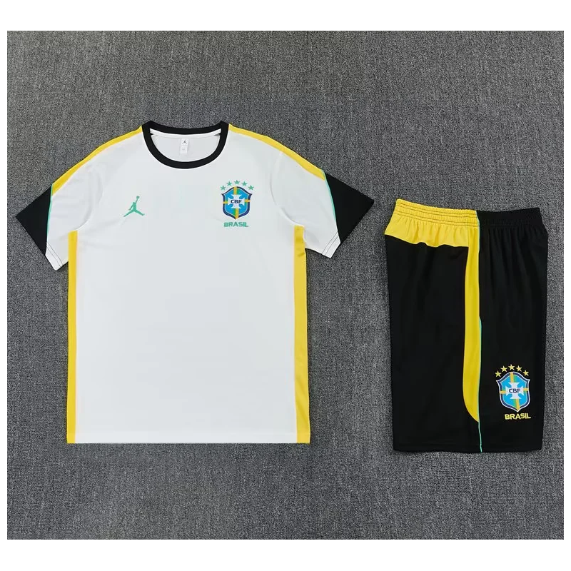 Kit Entrenamiento Brasil Blanco 2026