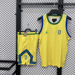 Kit Entrenamiento Brasil Sin Mangas Amarillo 2026