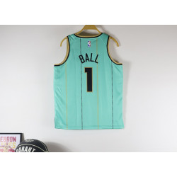 WNBA Niño Charlotte BALL 1