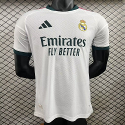 Real Madrid Player Version Local 26-27