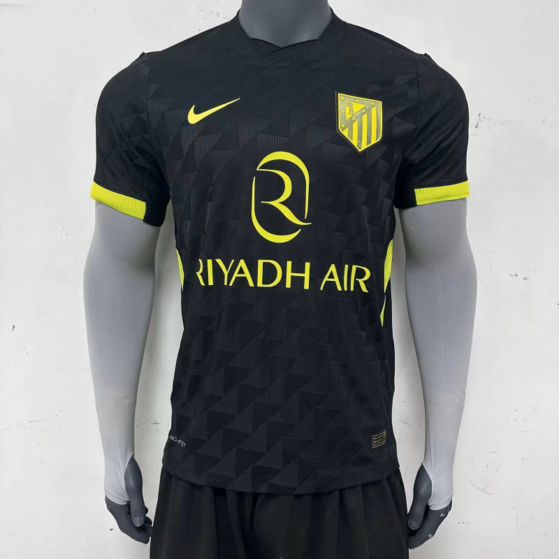 Atletico de Madrid Player Version Visitante 26-27