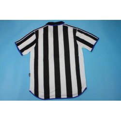 Newcastle Retro Local 99-00