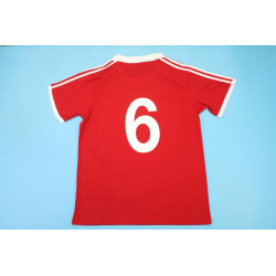 Manchester United Retro Local 80-82